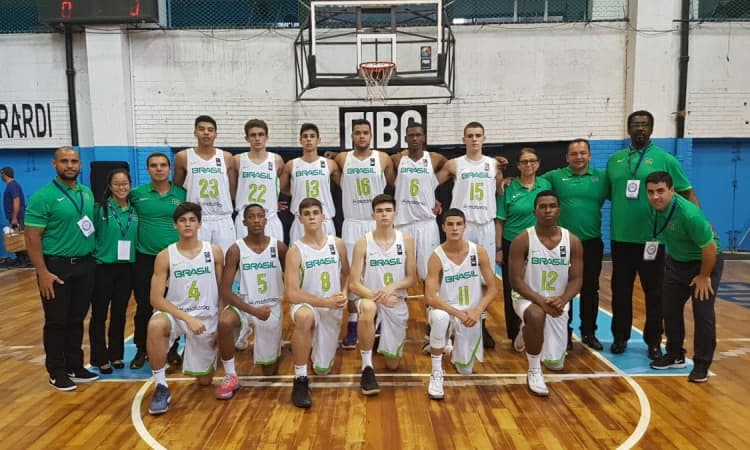 Brasil derrota o Equador e garante vaga na semifinal do Sul-Americano Sub-15 Masculino