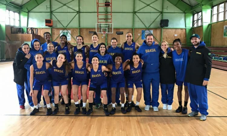 Brasil confirma liderança do grupo ao derrotar o Equador e avançar à semifinal do Sul-Americano Sub-15 Feminino