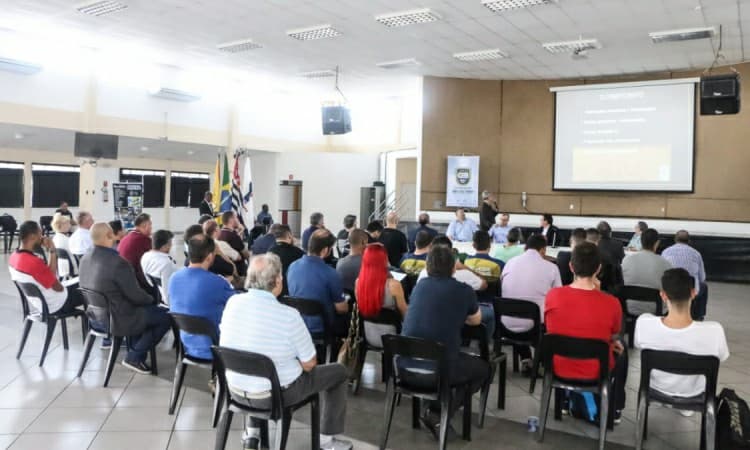 Clubes e federações saíram satisfeitos da primeira reunião para formatação do Campeonato Brasileiro