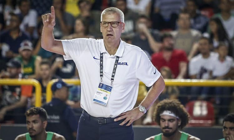 Petrovi? anuncia os convocados para os dois jogos finais das Eliminatórias para a Copa do Mundo