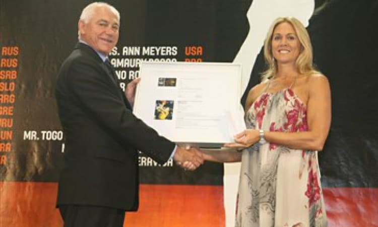 Hortência é escolhida a melhor jogadora de todos os tempos da Copa do Mundo da FIBA 