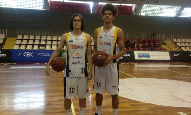 Estilos e penteados de promessas chamam atenção na Copa Brasil Sub-18