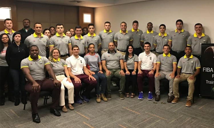 CBB e FIBA Americas realizam Camp de arbitragem durante a Copa Brasil de Clubes Sub-16