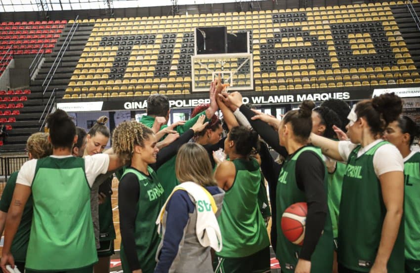 Brasil estreia no Sul-Americano feminino de Santiago neste sábado
