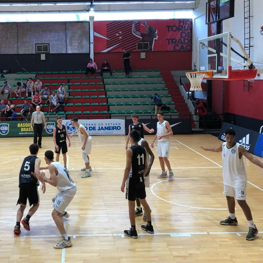 CHEGARAM AS SEMIFINAIS: Ginástco x Pinheiros e Campineiro x Flamengo disputam vaga para a grande final do CBI sub-15 masculino