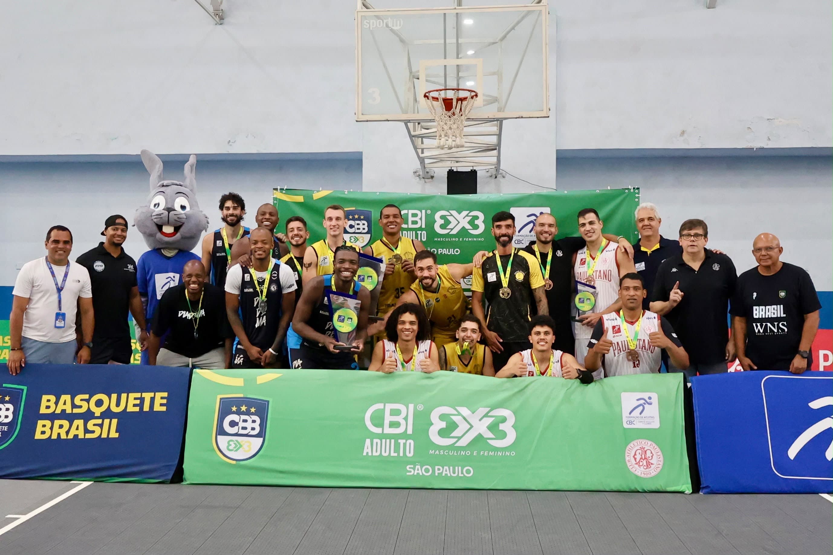 Praia Clube conquista os títulos masculino e feminino do CBI 3x3 Adulto