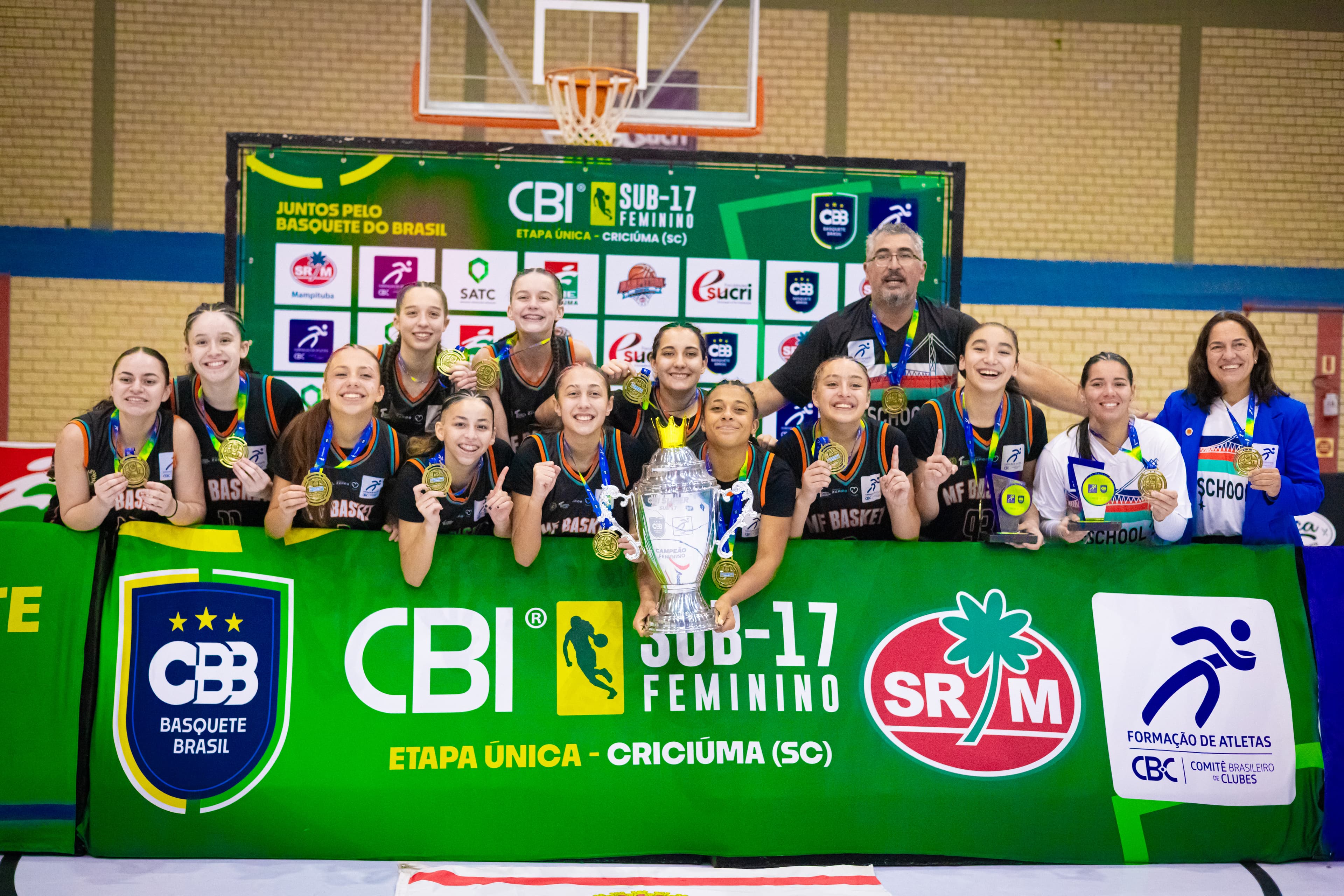 Instituto MF conquista o título do CBI Sub-17 Feminino; Julia Preis leva Bola de Ouro Molten