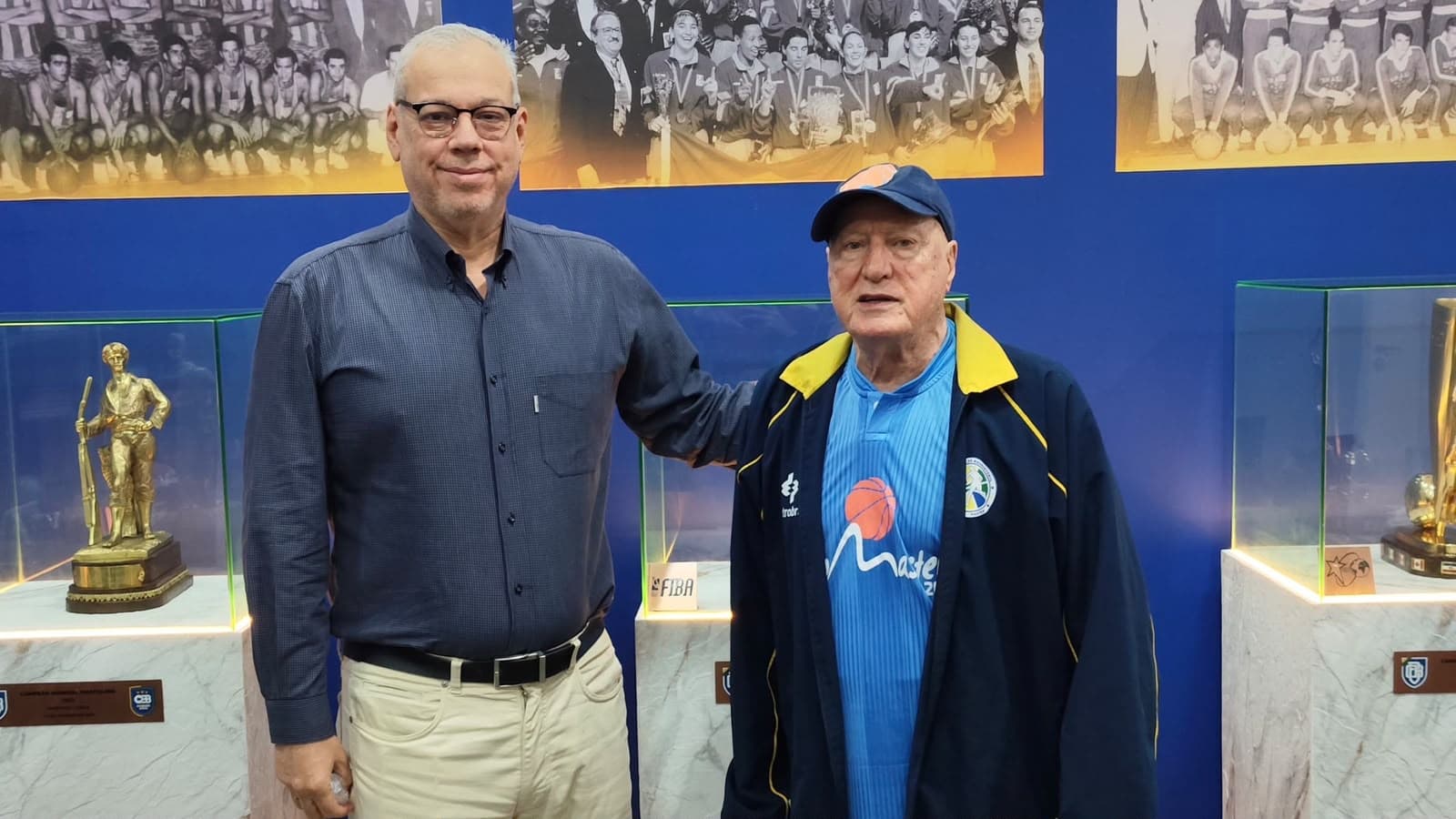 Paulista visita sede da CBB no Rio de Janeiro e celebra momento da entidade