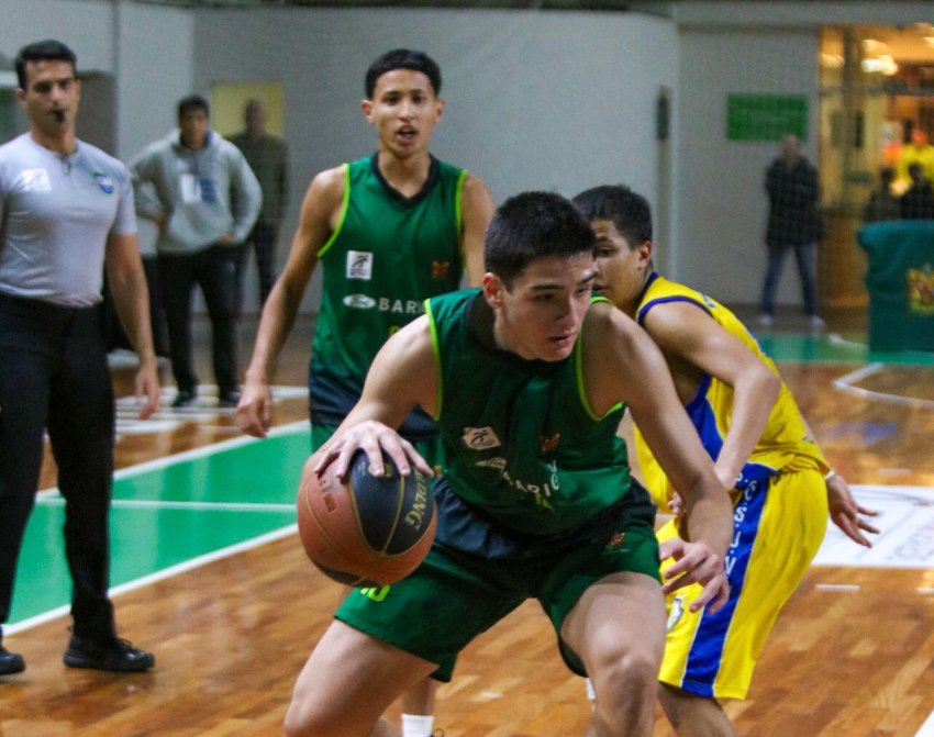 Notícias  Paulistano e Curitibano fazem a final da Classificatória B do  CBI sub-15 masculino