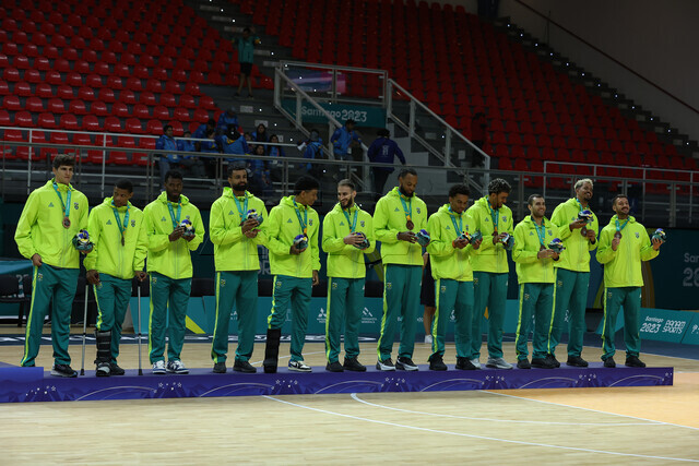 Brasil vence o México e estreia com vitória no Basquete Masculino dos Jogos  Pan Americanos