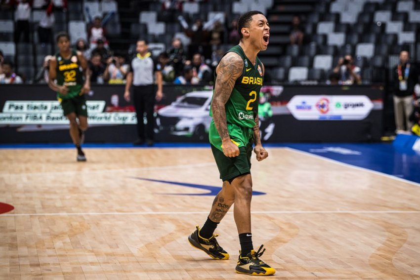 BRASIL x IRÃ - AO VIVO l COPA DO MUNDO DE BASQUETE - Yago vs