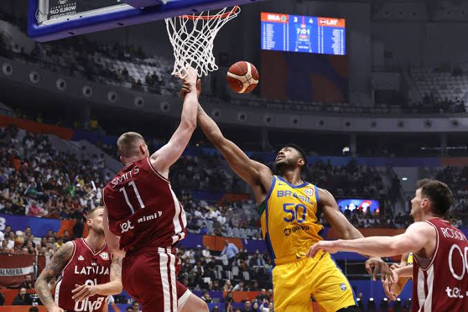 Brasil garante vaga no Pré-Olímpico Mundial de basquete