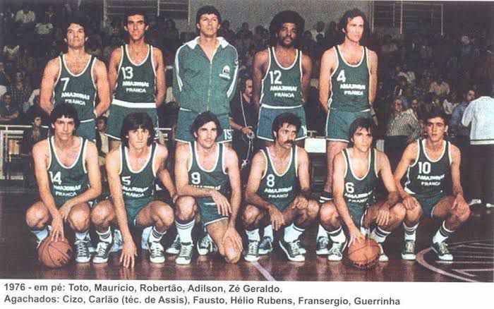 Gigantes do garrafão! Os 14 maiores jogadores da história do basquete  mundial - Fotos - R7 Olimpíadas