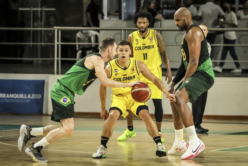 Brasil vence os EUA nas Eliminatórias da Copa do Mundo de basquete, basquete