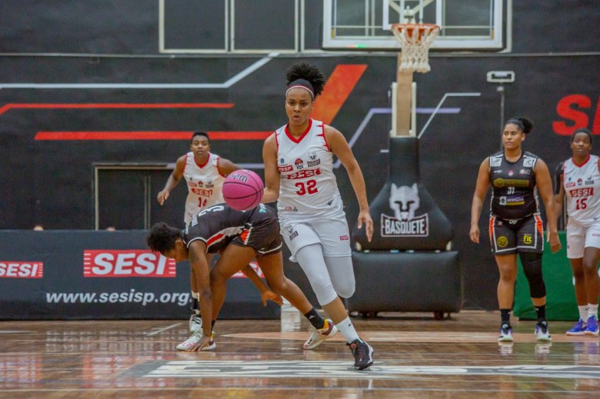 Sesi Araraquara chega à final do Paulista de Basquete Feminino